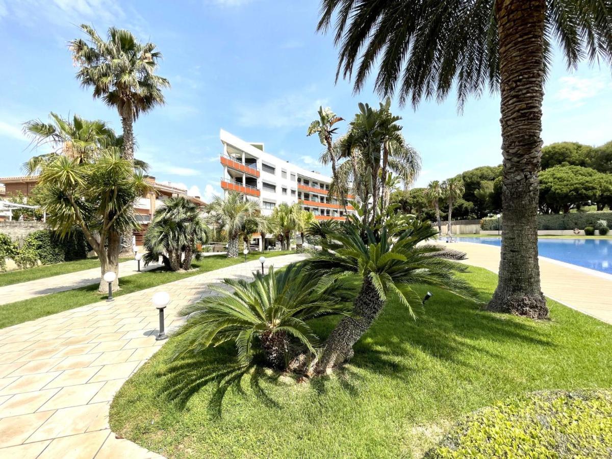 Luxurycambrils Resort&Spa Zewnętrze zdjęcie